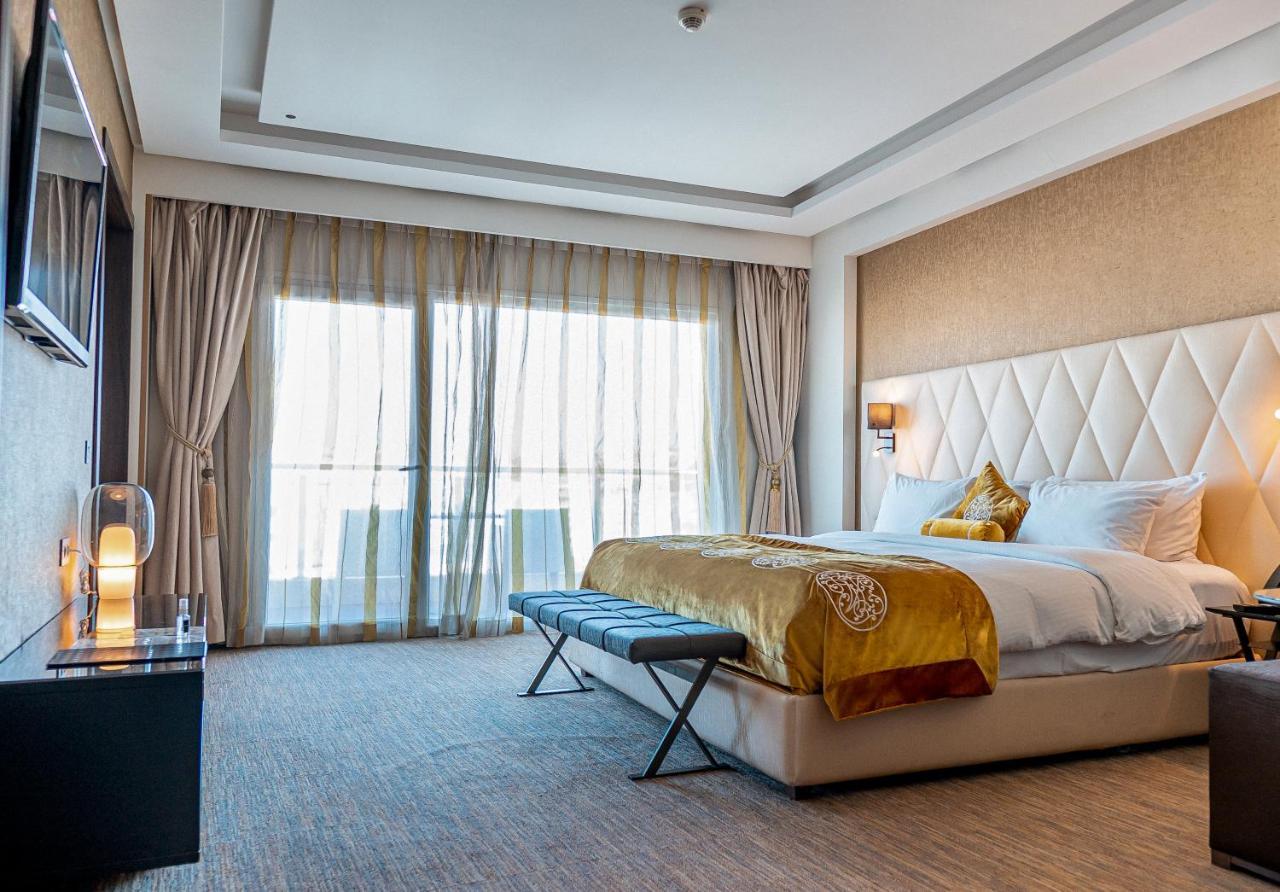 Hotel Royal Tulip Center