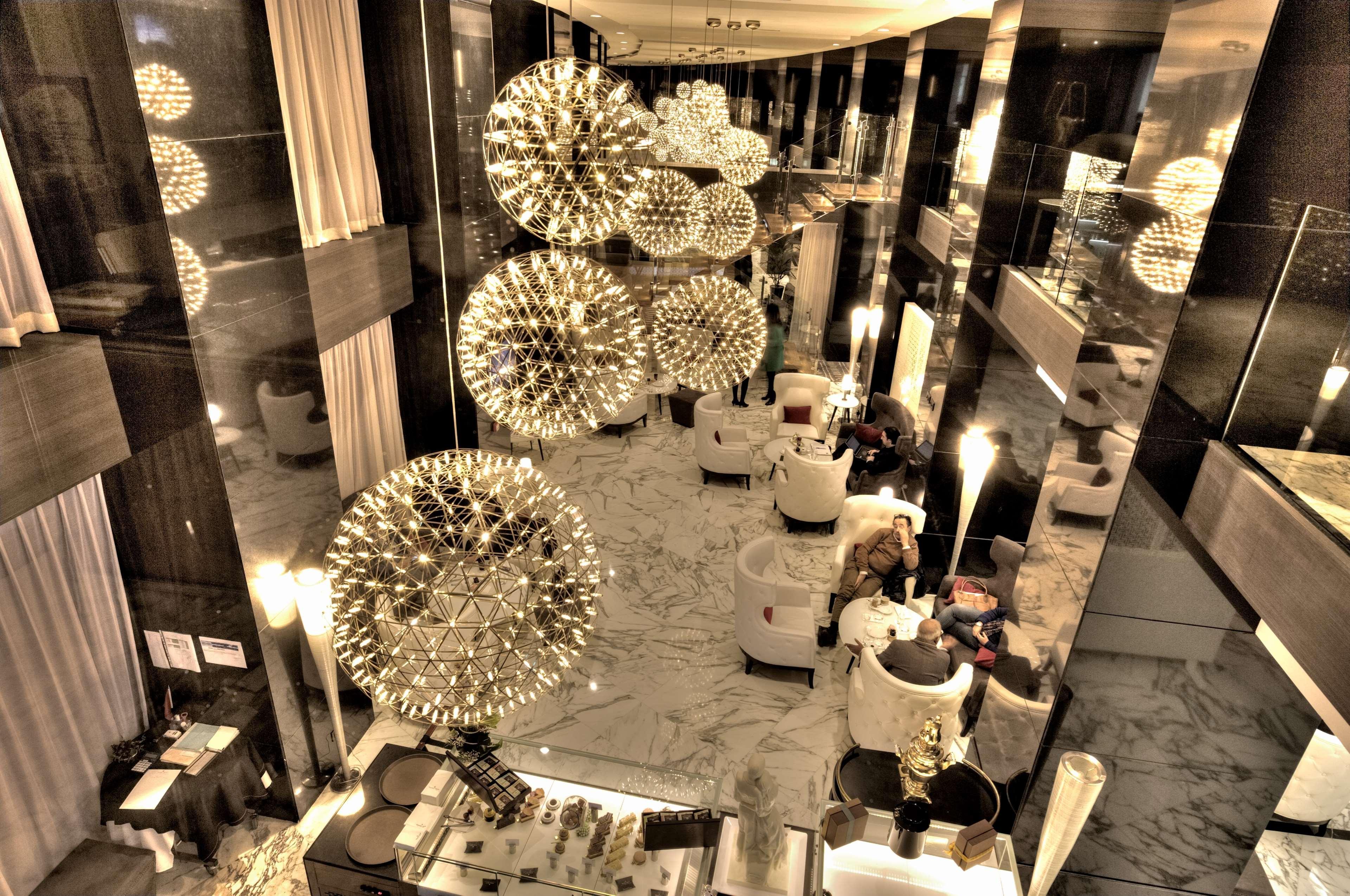 Royal Tulip Center 5*